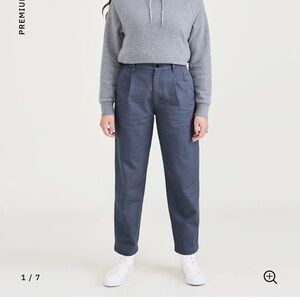 Dockers high waisted pleated pants -never worn